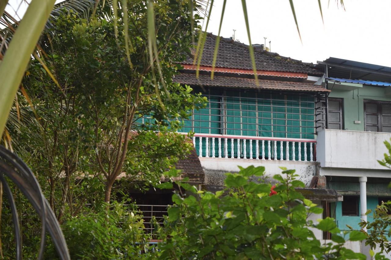 Ibbani Homestay, Siddapur Exterior photo